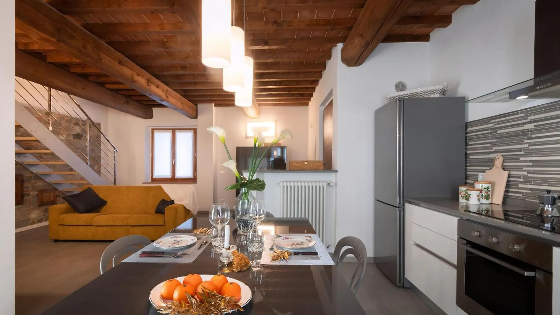 Modernes Haus Mit Garten Und Privatem Parkplatz Sant'Ilario  Italy